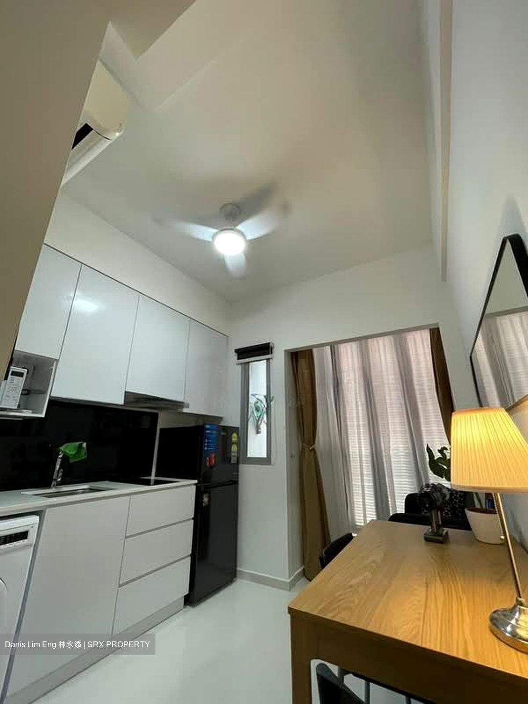 # 1 Loft (D14), Apartment #579180281